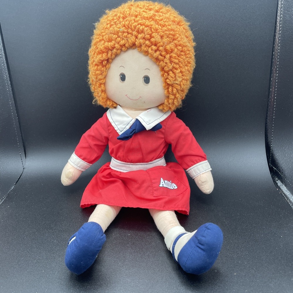 Vintage Doll 1982 Knickerbocker Orphan Annie 16 in Cloth Rag Doll